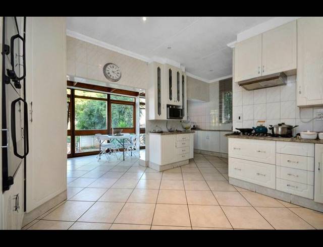 4 BEDROOM HOUSE FOR SALE IN OBSERVATORY